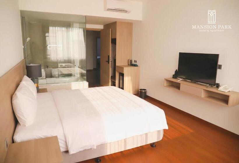 اتاق لوکس با تخت بزرگ, Mansion Park Hotel & Apartment