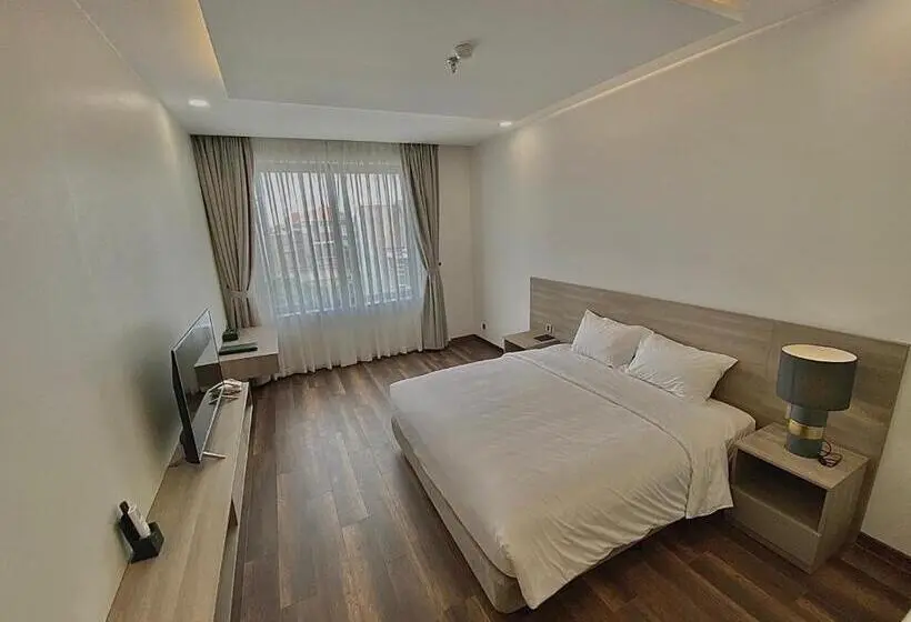 اتاق لوکس با تخت بزرگ, Mansion Park Hotel & Apartment