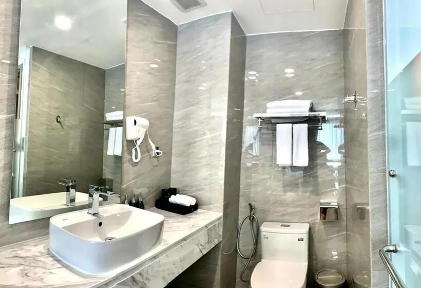 اتاق لوکس با تخت بزرگ, Mansion Park Hotel & Apartment
