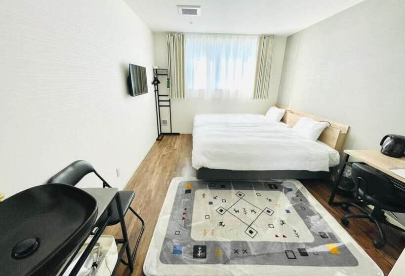 اتاق استاندارد, Megu Fuji 2021