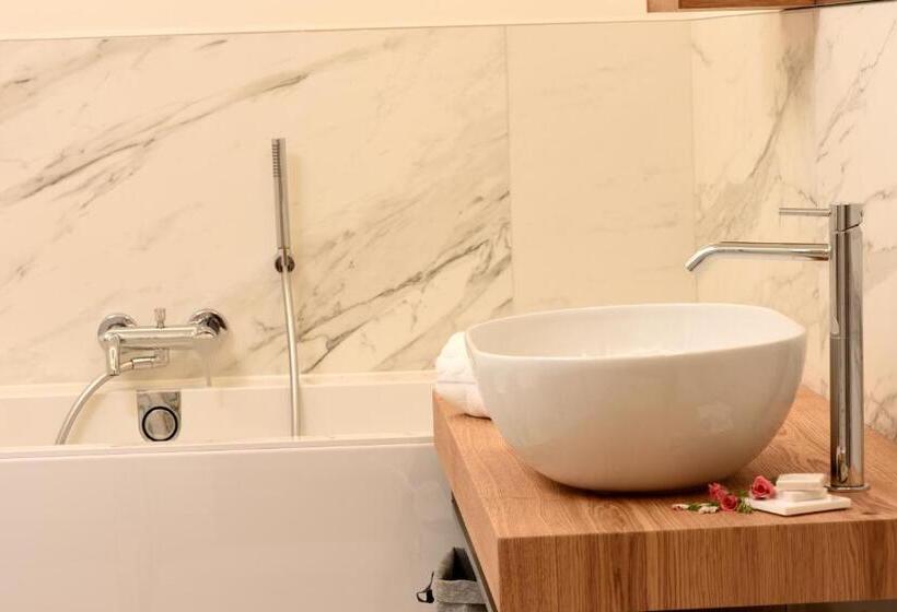 סוויטה נוף לגינה, Ristorante Magia Del Brenta