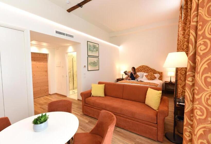 סוויטה נוף לגינה, Ristorante Magia Del Brenta