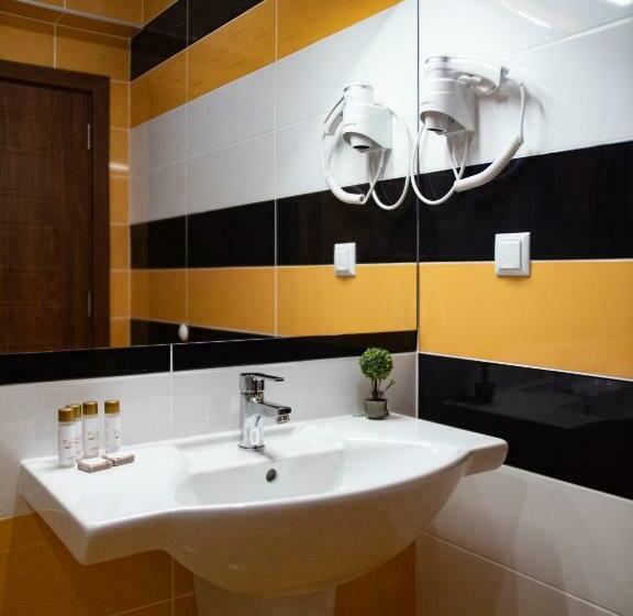 اتاق لوکس با چشم‌انداز باغ, Vanilla, Varna   Free Parking