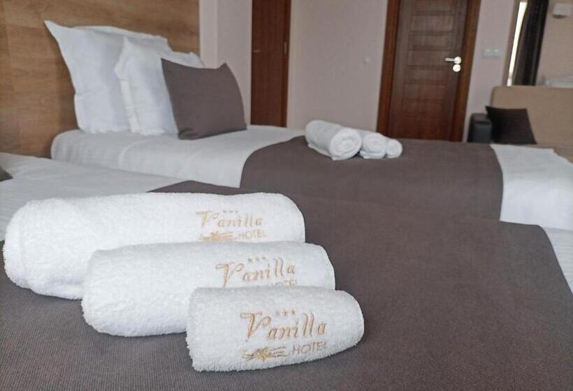 اتاق سه نفره دلوکس با چشم‌انداز باغ, Vanilla, Varna   Free Parking