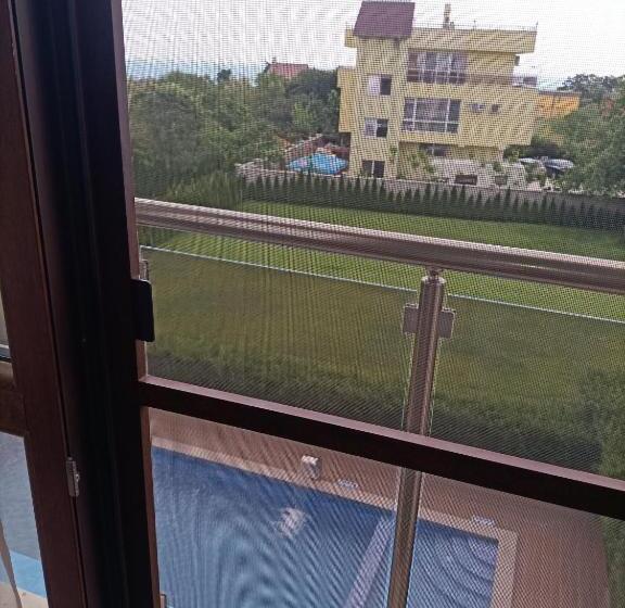 اتاق لوکس با چشم‌انداز دریا, Vanilla, Varna   Free Parking