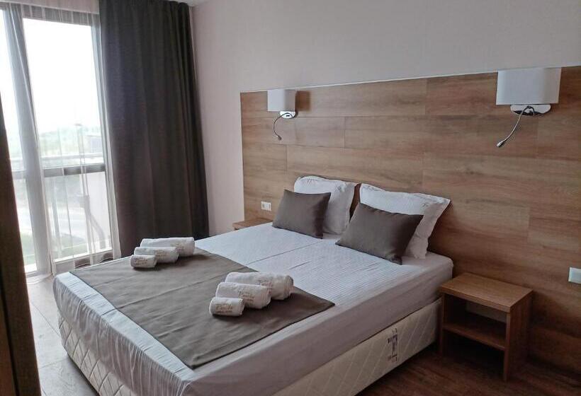 اتاق لوکس با چشم‌انداز دریا, Vanilla, Varna   Free Parking