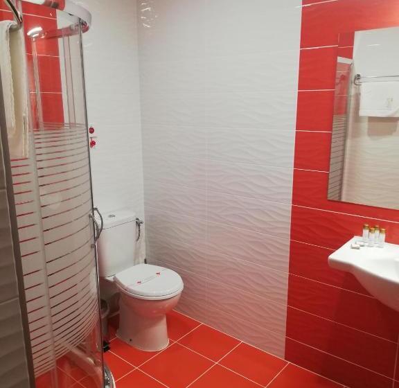 اتاق لوکس با چشم‌انداز استخر, Vanilla, Varna   Free Parking