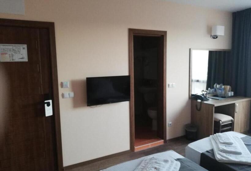 اتاق لوکس, Vanilla, Varna   Free Parking