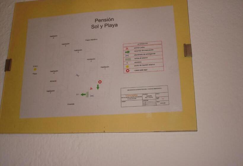 スタンダードルーム, Pensión Sol Y Playa