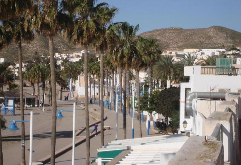 スタンダードルーム, Pensión Sol Y Playa