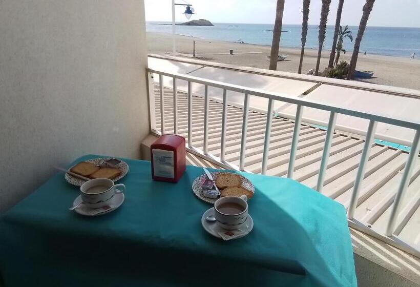 スタンダードルーム, Pensión Sol Y Playa