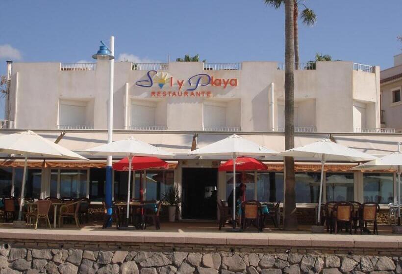 スタンダードルーム, Pensión Sol Y Playa