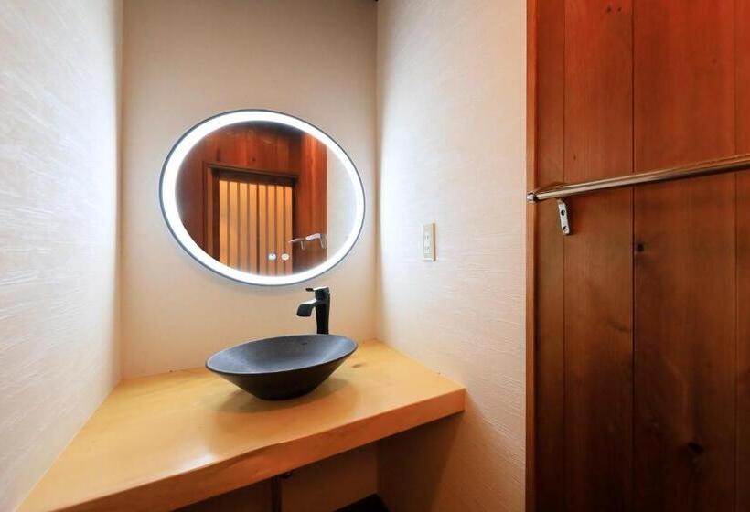 اتاق استاندارد, Yugawara Fuga