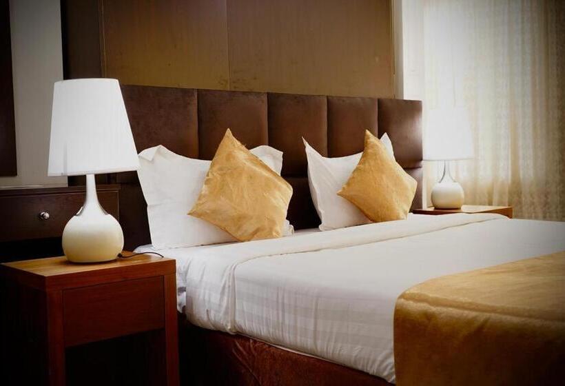 带大床的套房, Al Jahwah