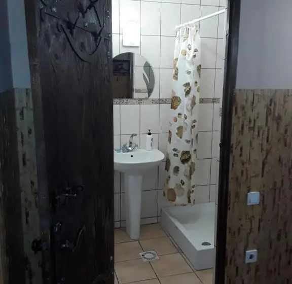 スーペリアースイート, Motel Ararat