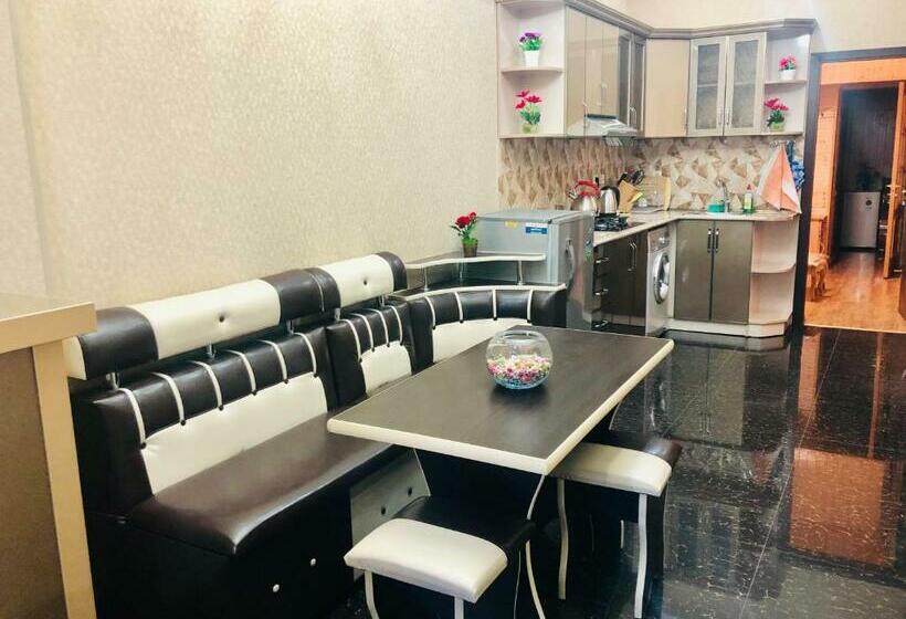 سوییت خانوادگی, Harmar