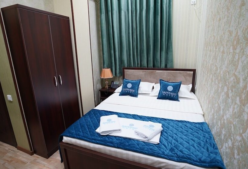 غرفة قياسية, Sapphire