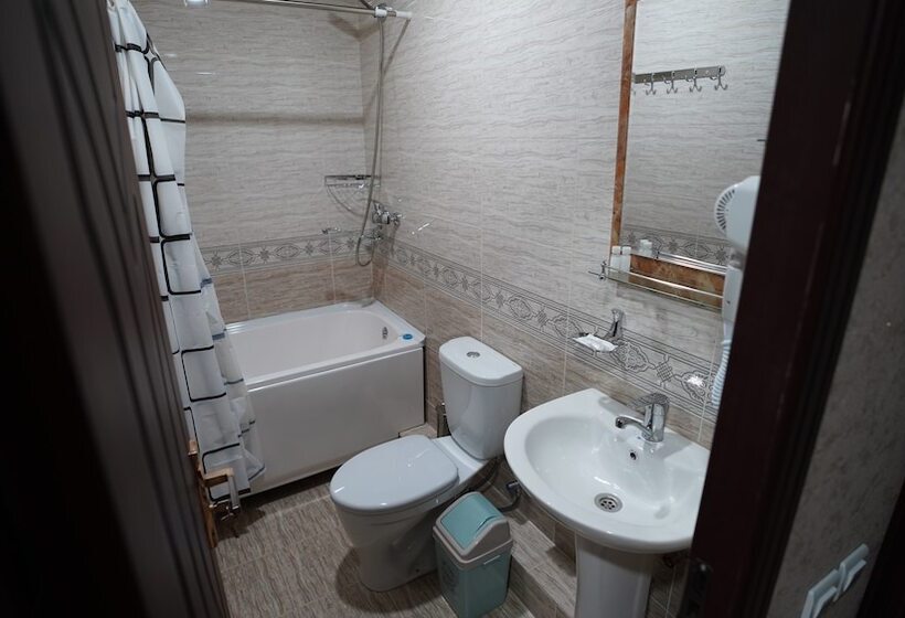 غرفة قياسية, Sapphire