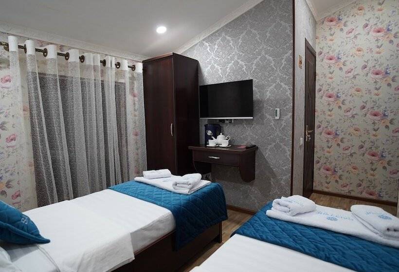 غرفة قياسية, Sapphire