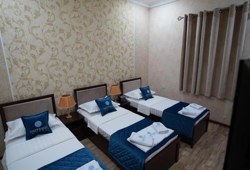 غرفة كلاسيكية ثلاثية, Sapphire