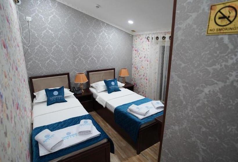 غرفة قياسية, Sapphire