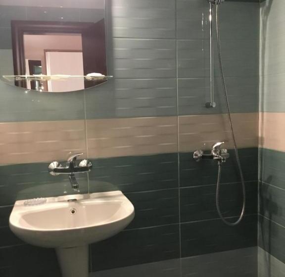 اتاق اساندارد با چشم‌انداز جانبی به دریا, къща за гости емона,обзор