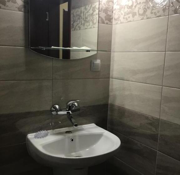 آپارتمان 1 خوابه با تراس, къща за гости емона,обзор