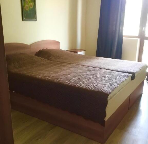 آپارتمان 1 خوابه با تراس, къща за гости емона,обзор