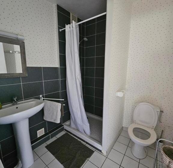 חדר סטנדרט לארבעה, La Grange Aux Moines