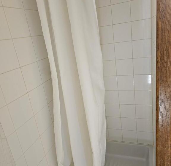 סוויטה, La Grange Aux Moines