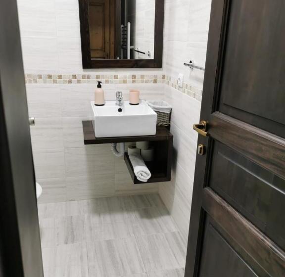 スタンダードルーム, Mateo Transalpina