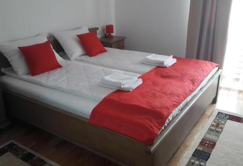 スタンダードルーム, Mateo Transalpina