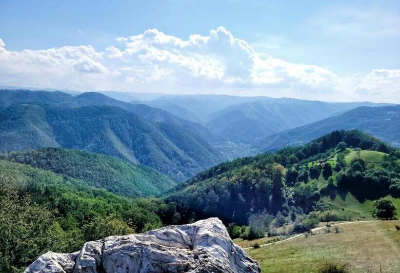 Дом 1 Спальня, Mateo Transalpina
