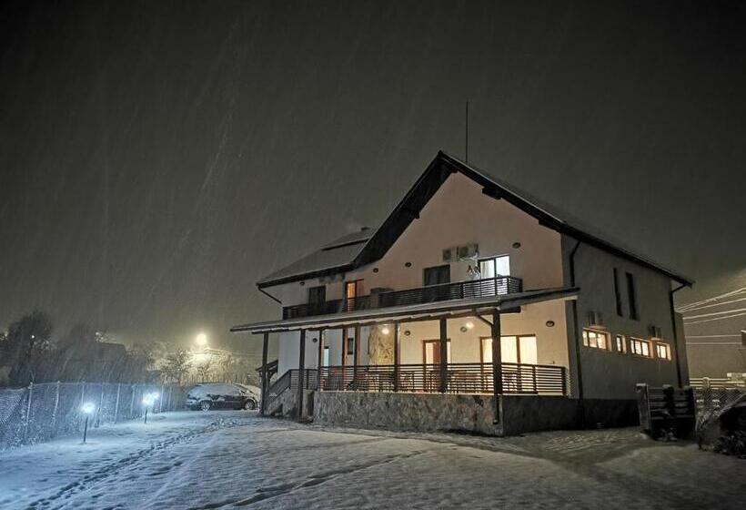 １ベッドルームハウス, Mateo Transalpina