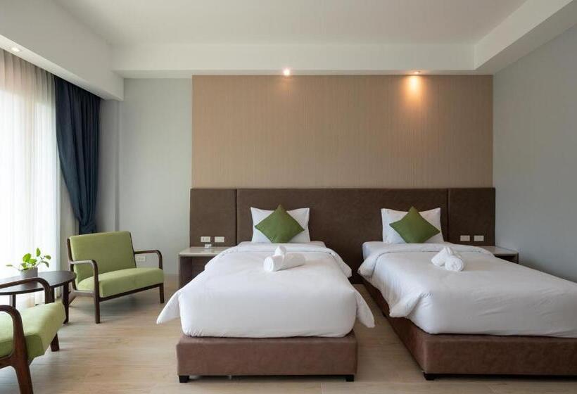 スーペリアールーム, Phumontra Resort Nakhon Nayok