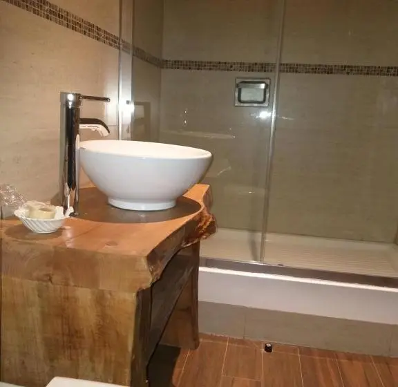 スタンダード４人部屋, Lonquimay Lodge