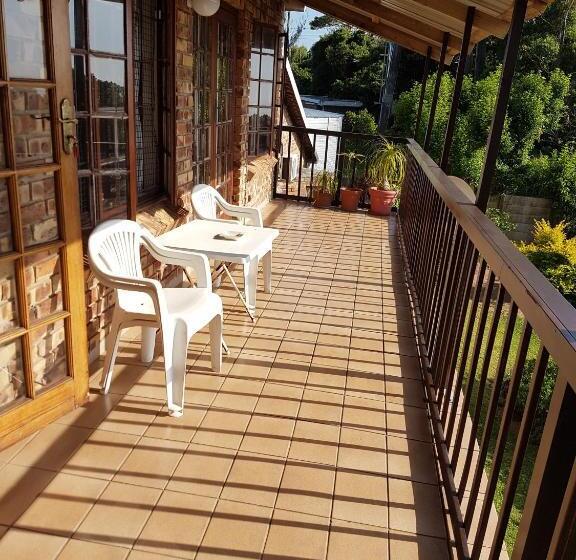 חדר סטנדרט נוף לבריכה, Fig Tree Manor Self Catering