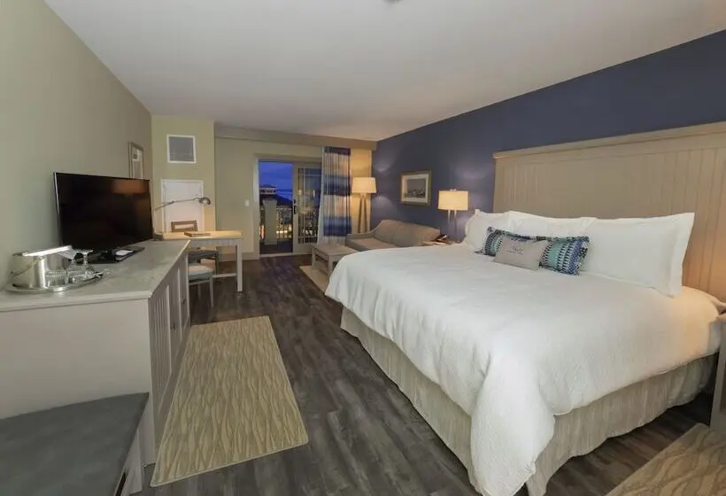 キングサイズベッドのスタンダードルーム, Chautauqua Harbor Hotel   Jamestown