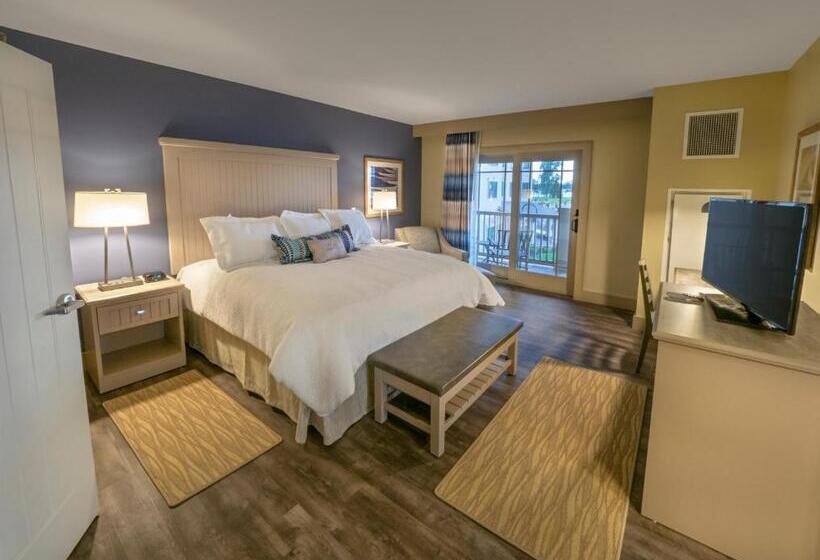 جناح مزود بجاكوزى, Chautauqua Harbor Hotel   Jamestown