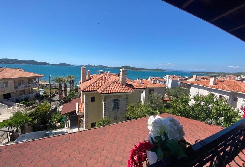 Triple Room Sea View, Cunda Villa Anka