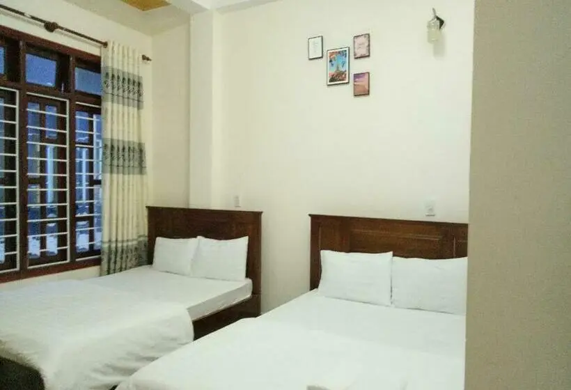 اتاق استاندارد چهارنفره با بالکن, Minh Toàn Homestay