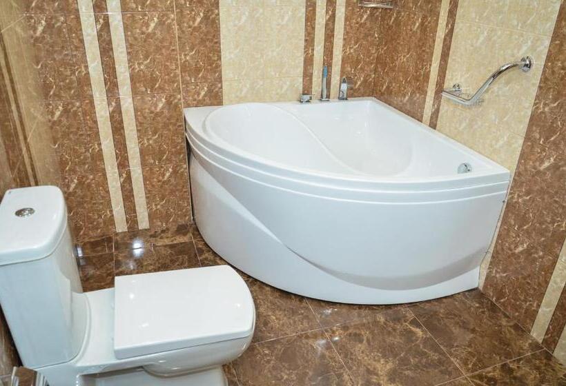 标准三人间, Rubin