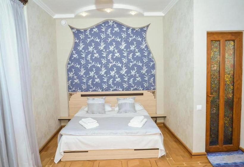 标准三人间, Rubin