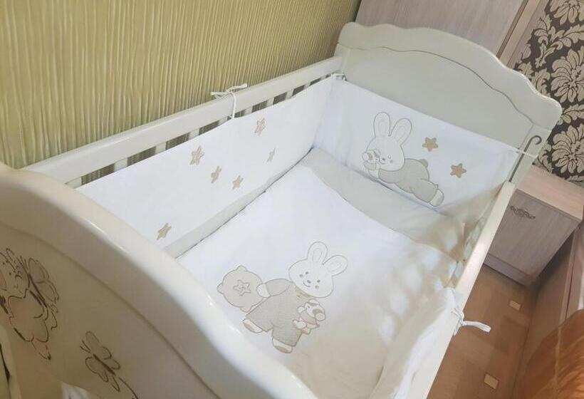 经典四人房间, Rubin