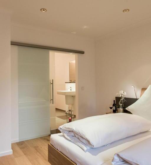 غرفة سوبيريور, Wirtshaus Am Schloss