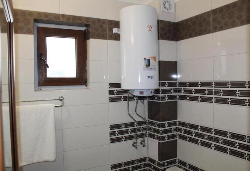 חדר סטנדרט עם מרפסת, къща за гости мишурови