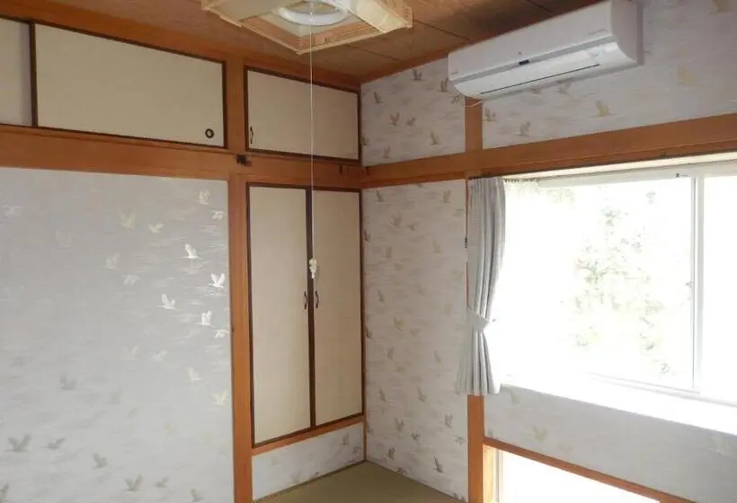 ４ベッドルームハウス, B&b Toyonoakari