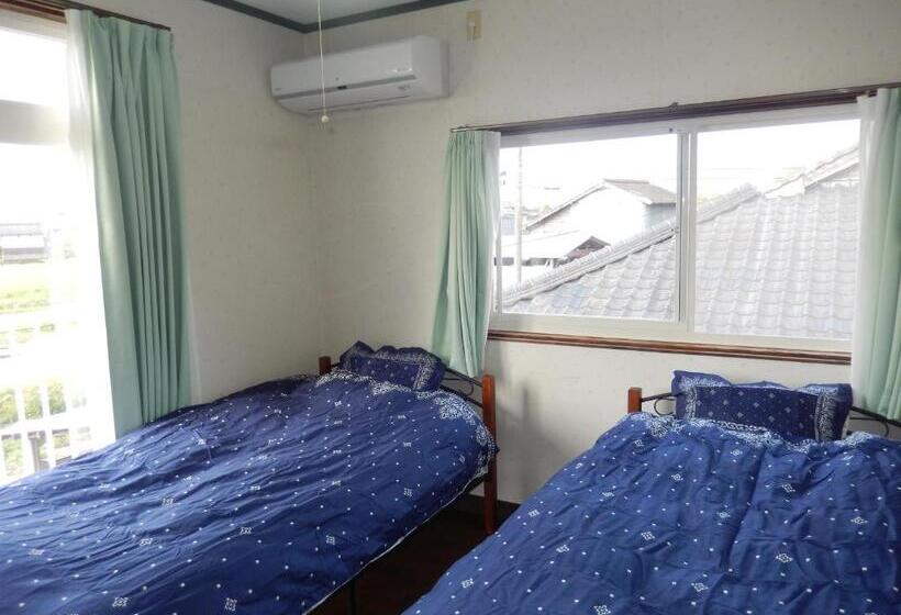 Дом 4 Спальни, B&b Toyonoakari