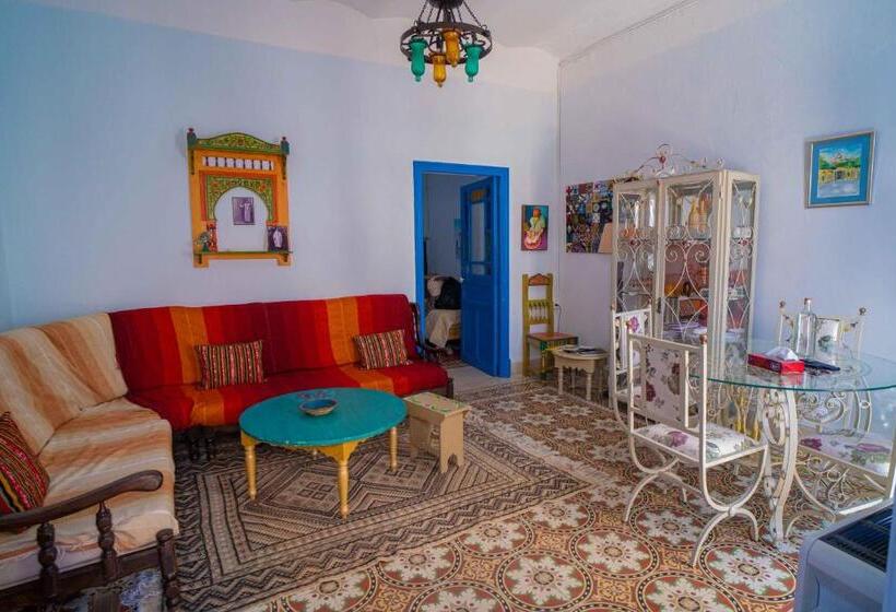 اتاق راحتی سه تخته, Dar Aida Zaghouan