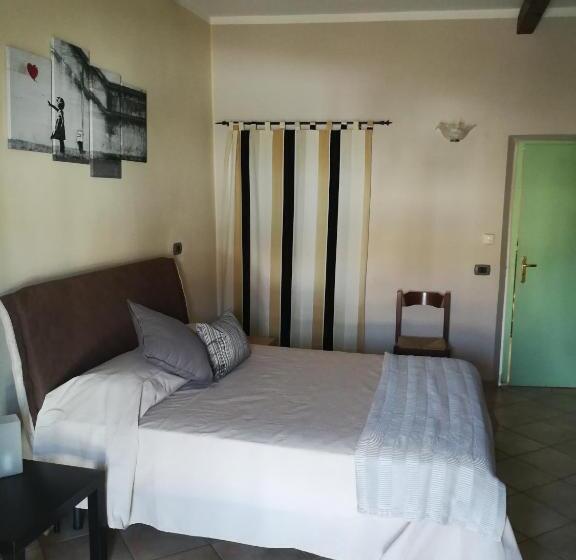 חדר סטנדרט, Locanda Montecarlo